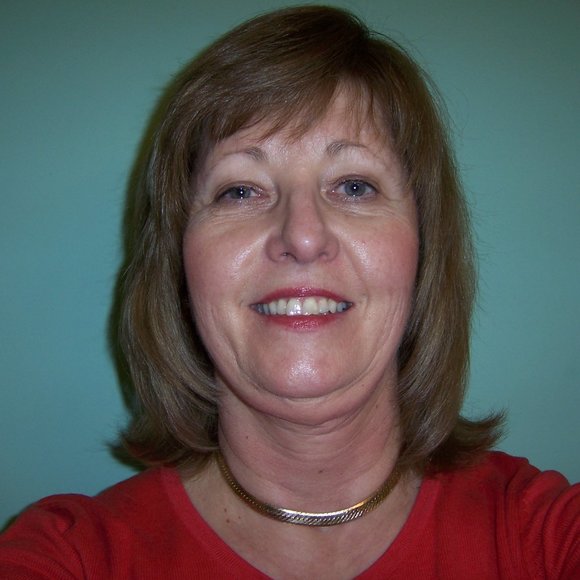 Meet your Posher, Patricia - Picture 2 of 2